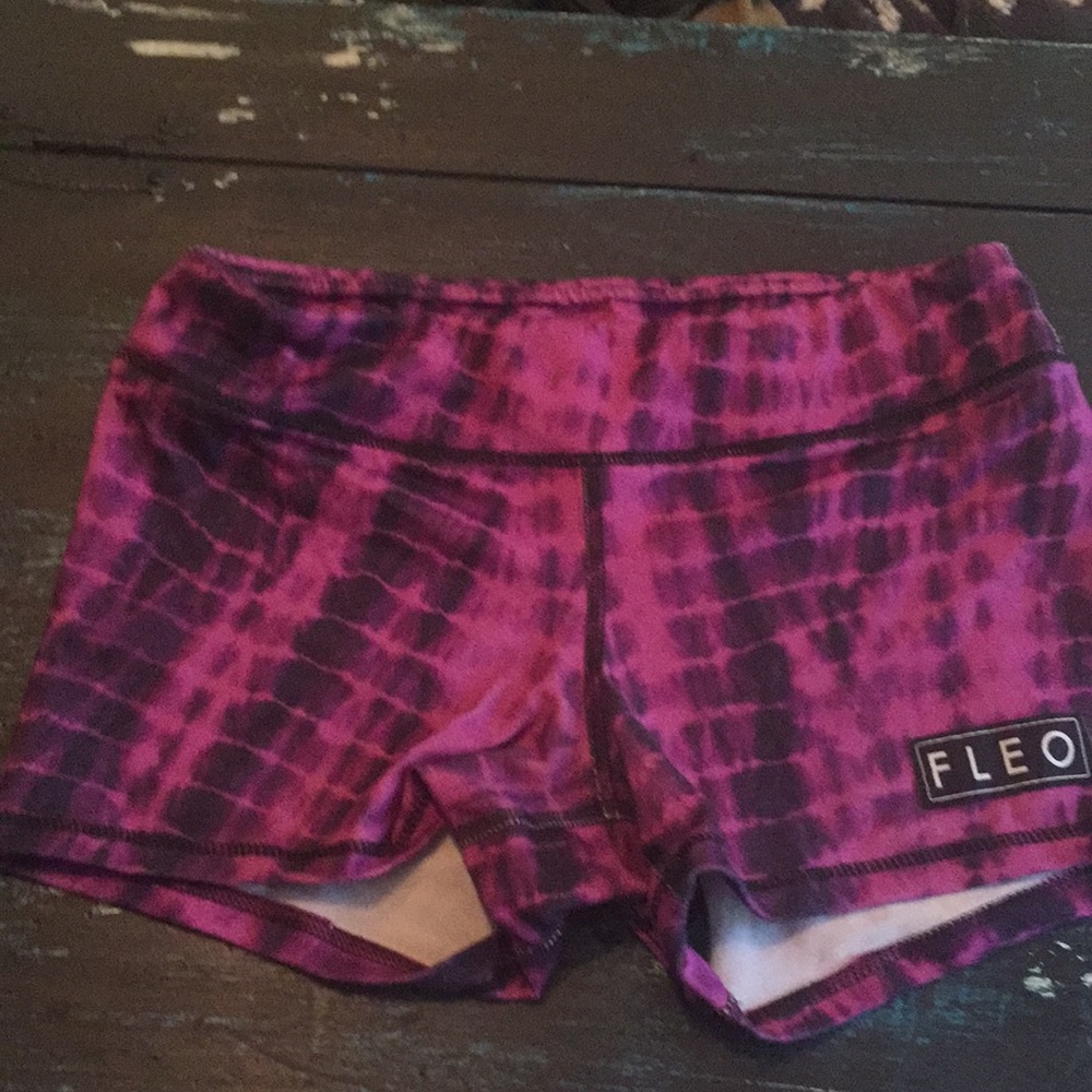 Magenta Tye Dye Fleos